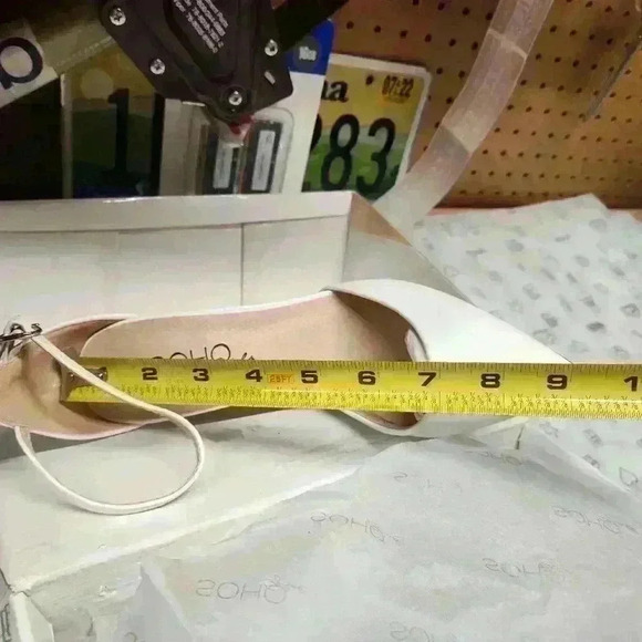 NEW NIB Soho Girls Kim-2 White Pointed Toe Ankle Strap Heel Sandal Sz 6 $60 - Picture 10 of 11